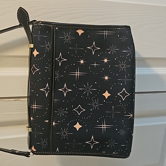 Cottage core structured cross body bag - Picture 2 of 6